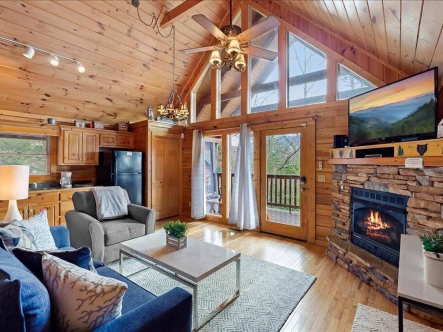 Breathtaking Views Of The Smokies, 3 Mins To Gatlinburg Vila Exterior foto